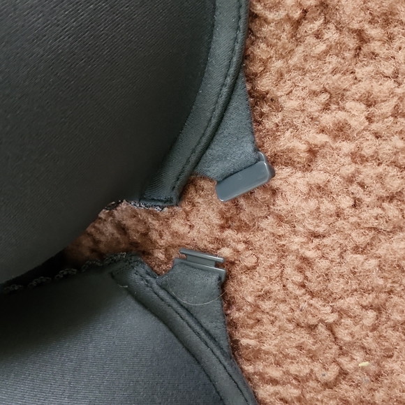 VS 32DDD Lace Back Bra - Picture 2 of 4